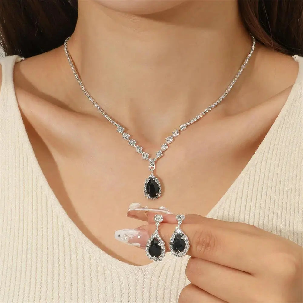 V-Shaped Earring Necklace Two Piece Set High-End Fashion Luxurious Necklace Inlaid Rhinestone Jewelry Sets for Women