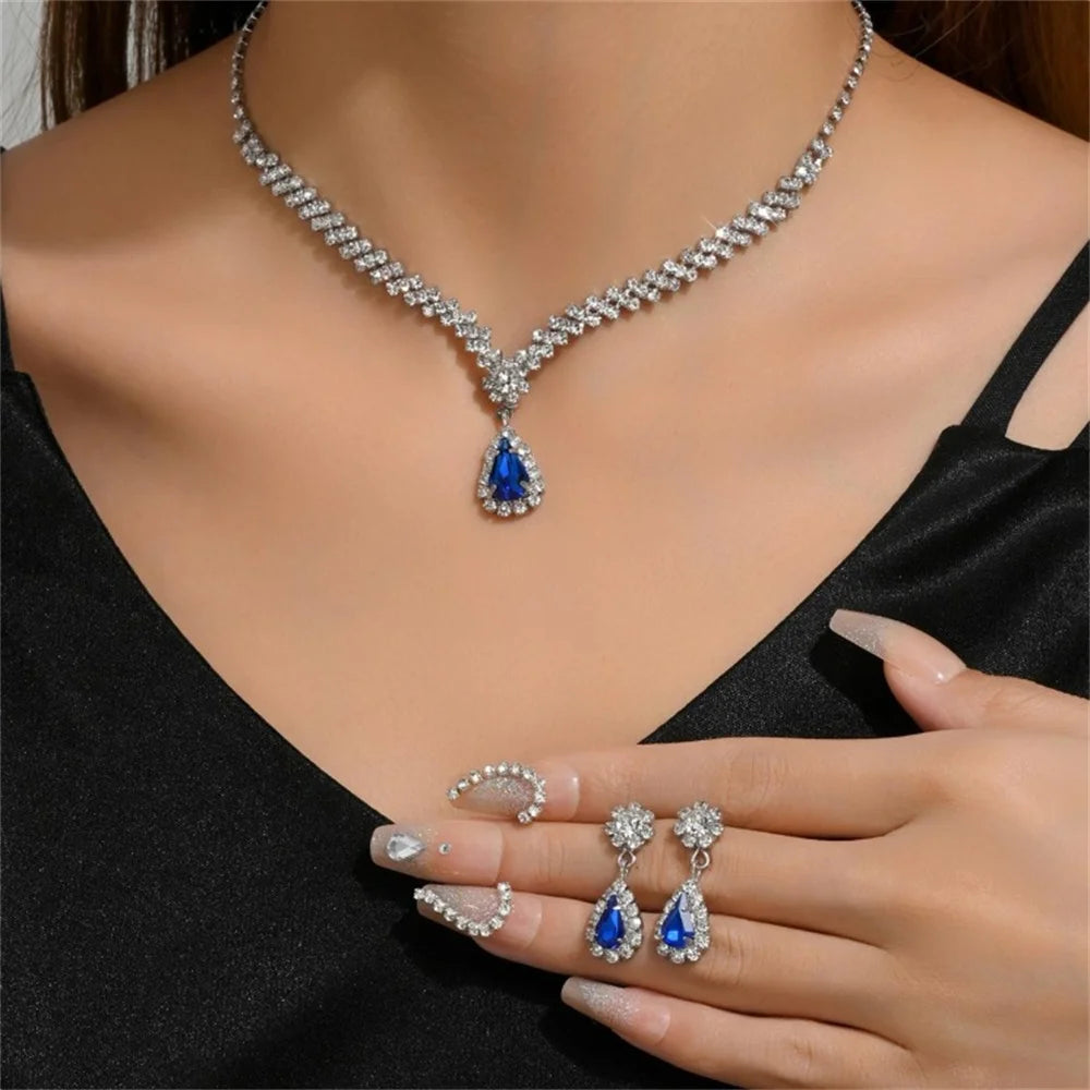V-Shaped Earring Necklace Two Piece Set High-End Fashion Luxurious Necklace Inlaid Rhinestone Jewelry Sets for Women